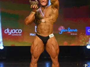 Кубок абсолютного чемпиона России по бодибилдингу завоевал нижегородский спортсмен