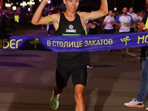 Более 6 000 человек приняли участие в «Ночном забеге в Столице закатов»