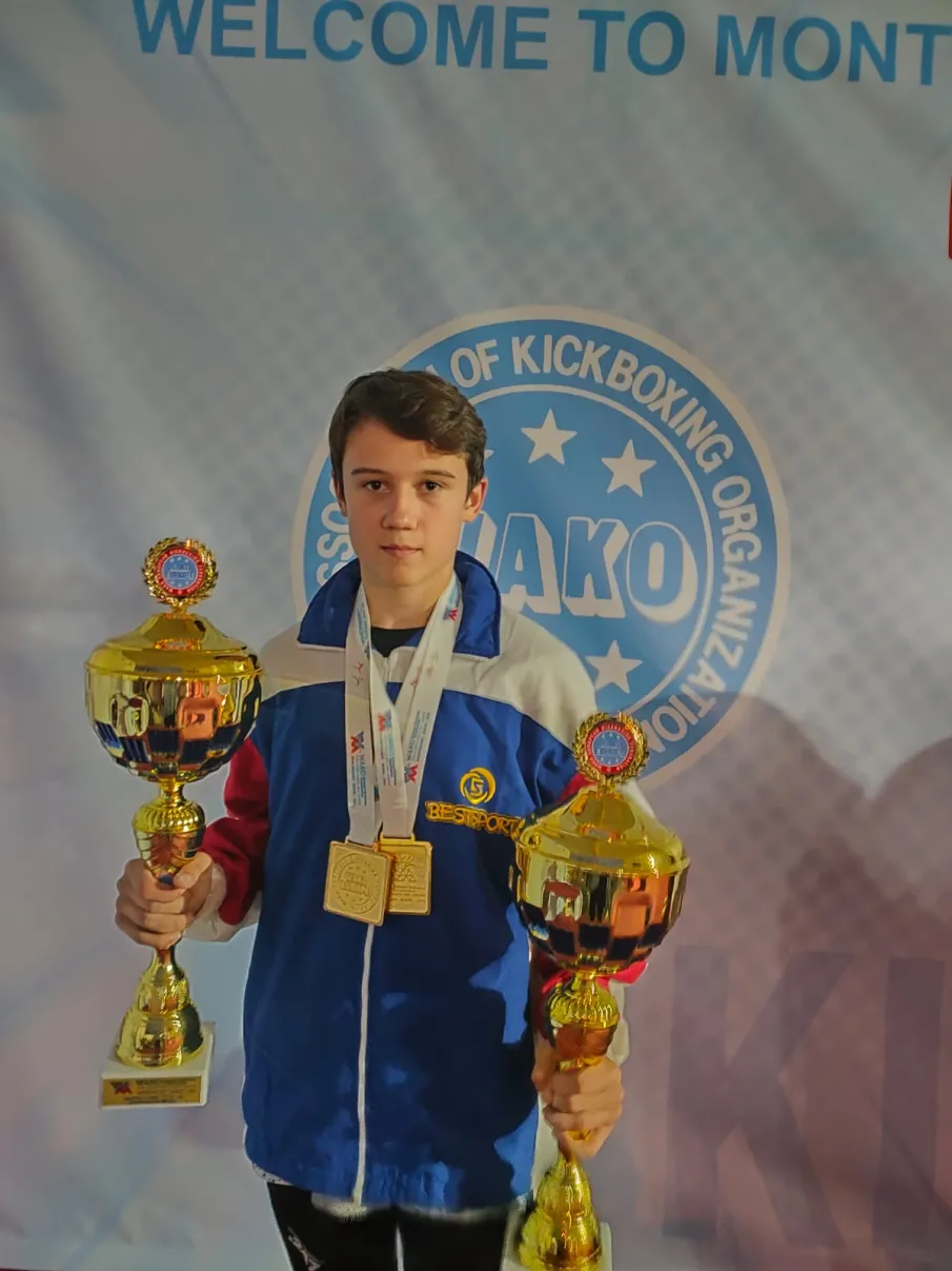 Нижегородский спортсмен стал абсолютным чемпионом Европы по кикбоксингу в категориях «креатив с оружием» и «креатив без оружия»