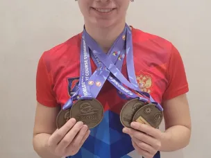 Нижегородка Ксения Седова стала абсолютной чемпионкой мира по плаванию (спорт глухих) в Польше
