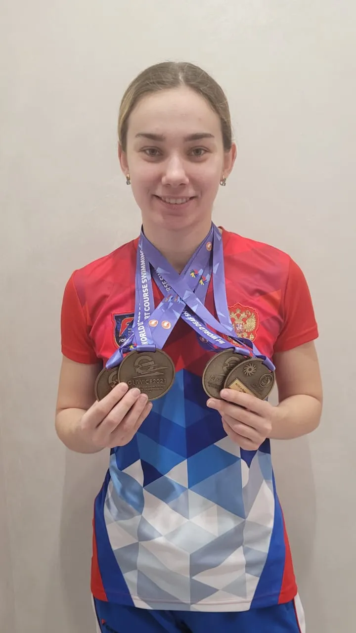 Нижегородка Ксения Седова стала абсолютной чемпионкой мира по плаванию (спорт глухих) в Польше