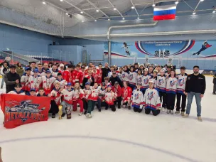Три нижегородские команды поднялись на пьедестал почета по итогам Суперфинала Всероссийских соревнований юных хоккеистов «Золотая шайба»