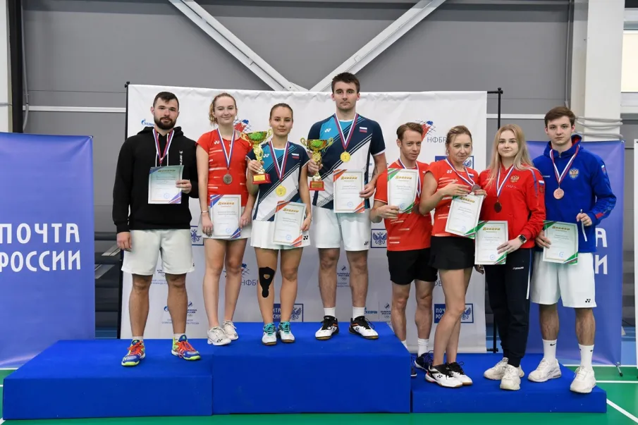 Нижегородские спортсмены заняли призовые места на Чемпионате России по бадминтону в Саратове