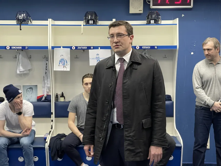 Глеб Никитин встретился с игроками и руководством ХК «Торпедо»